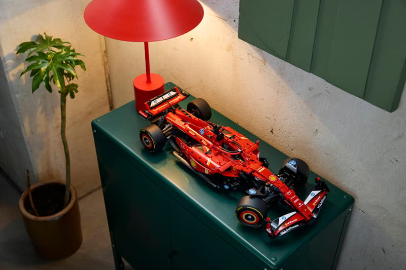Ferrari SF-24 F1 Race Car